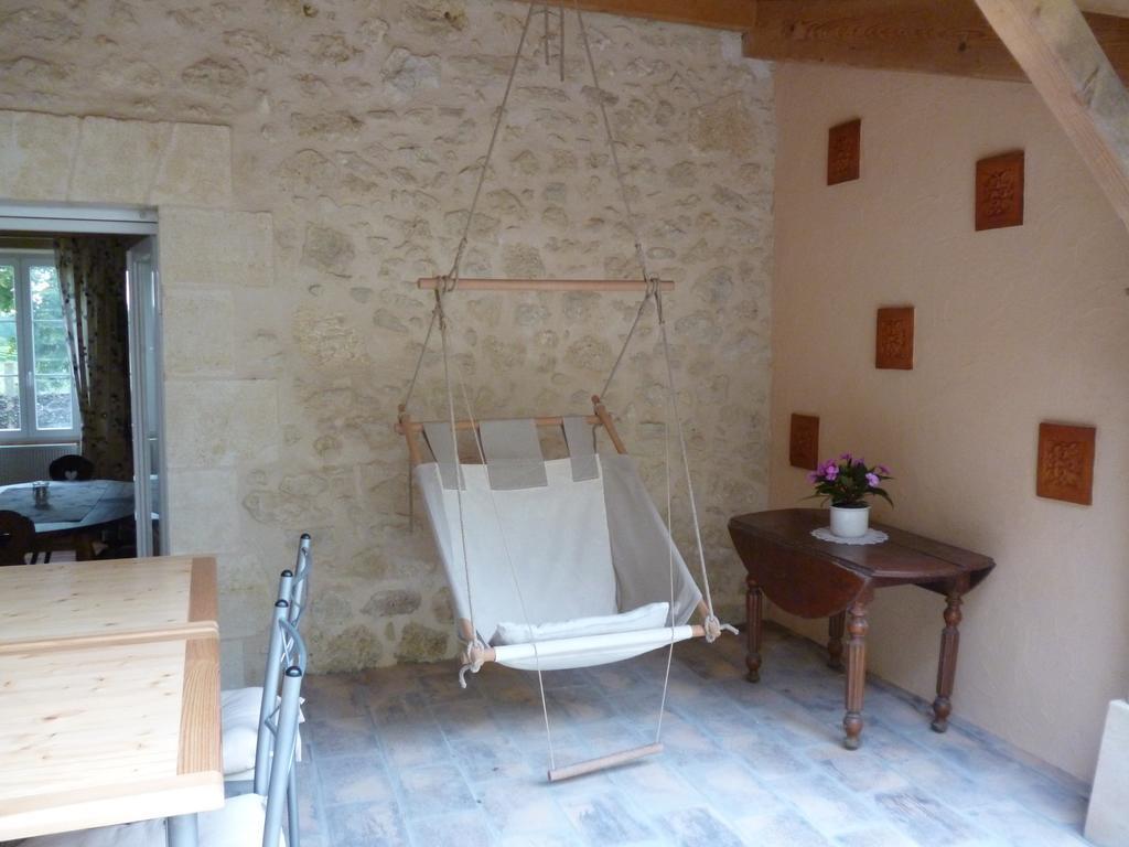 Chambres D'Hotes Le Bourdieu Soulignac Esterno foto